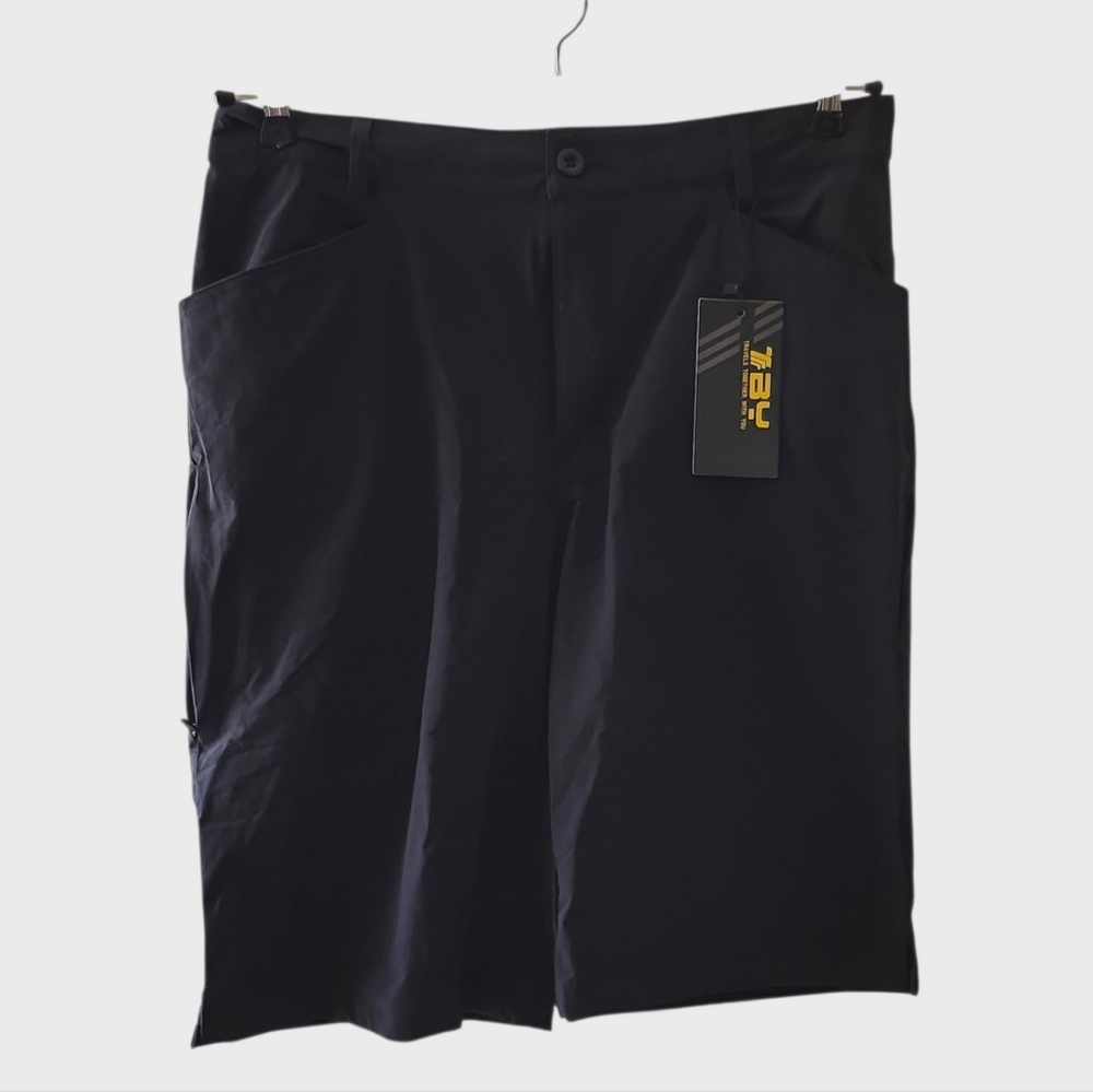 Mens 32" Waist Black Short NWT